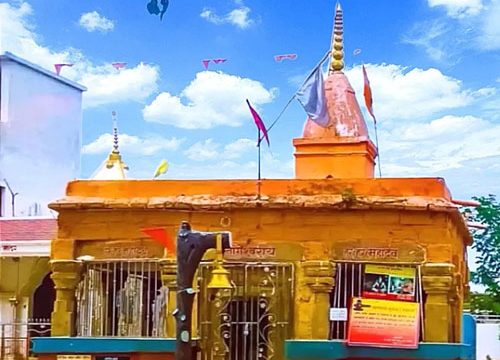 Ancient Shiv Temple, Nagra